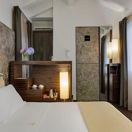 Hotel Casa Alle Colonne By Ancora Verbania