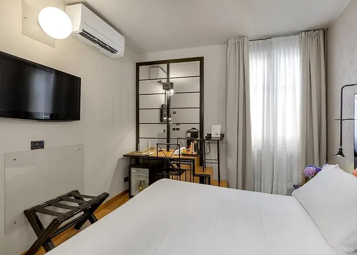 Casa Alle Colonne By Ancora Otel Verbania