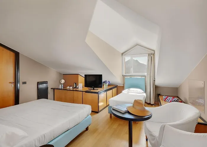Casa Alle Colonne By Ancora Otel 4*